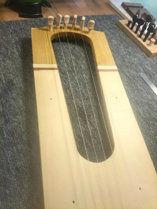 Lyre 6 strings